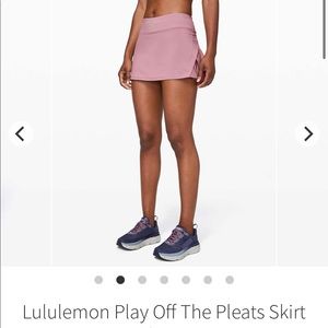 Play off The Pleats size 8